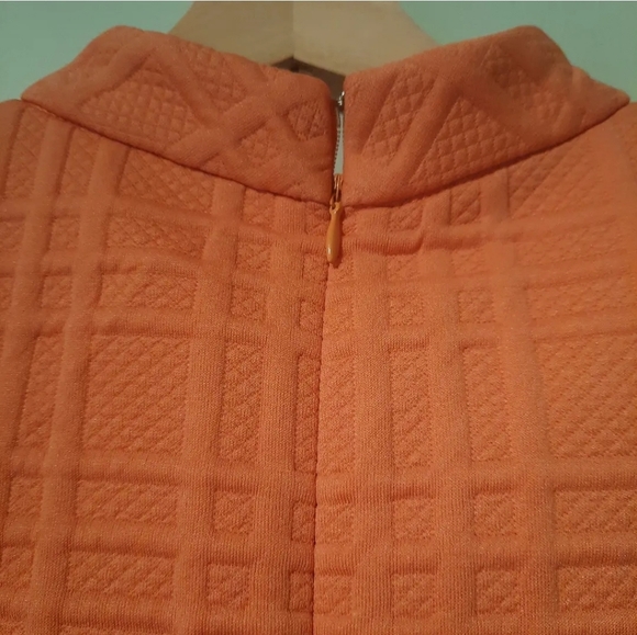 Sharagano sleeveless midi dress - Picture 5 of 9